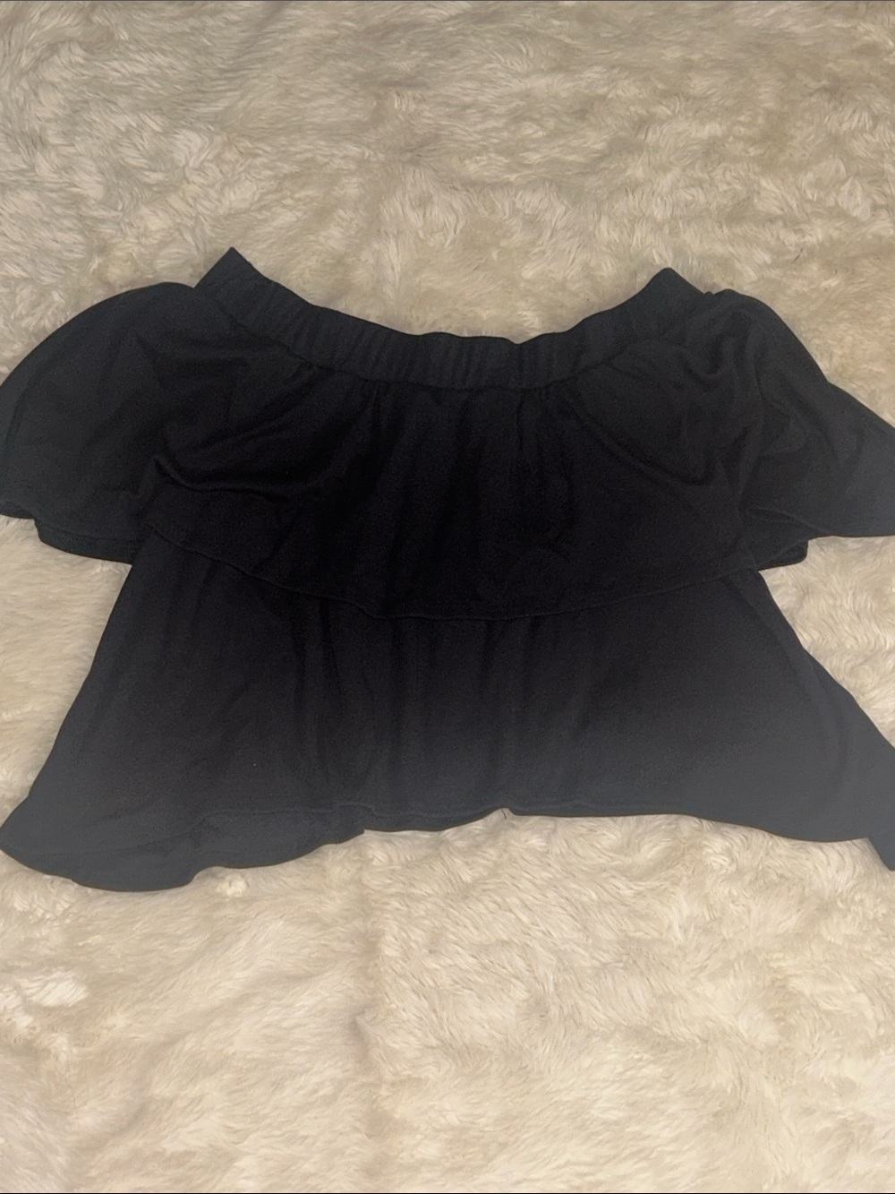 Go Couture Black Off-Shoulder Ruffle Crop Top NWOT.